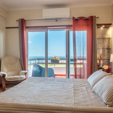 Window To The Sea Apartment Oeiras Exterior foto