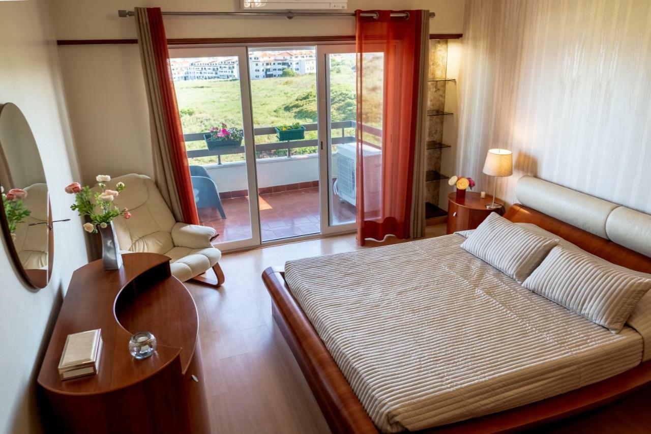 Window To The Sea Apartment Oeiras Exterior foto