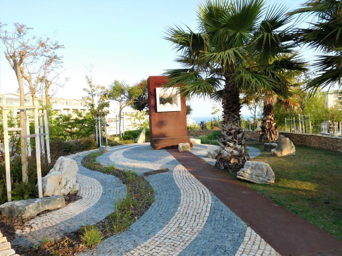 Window To The Sea Apartment Oeiras Exterior foto